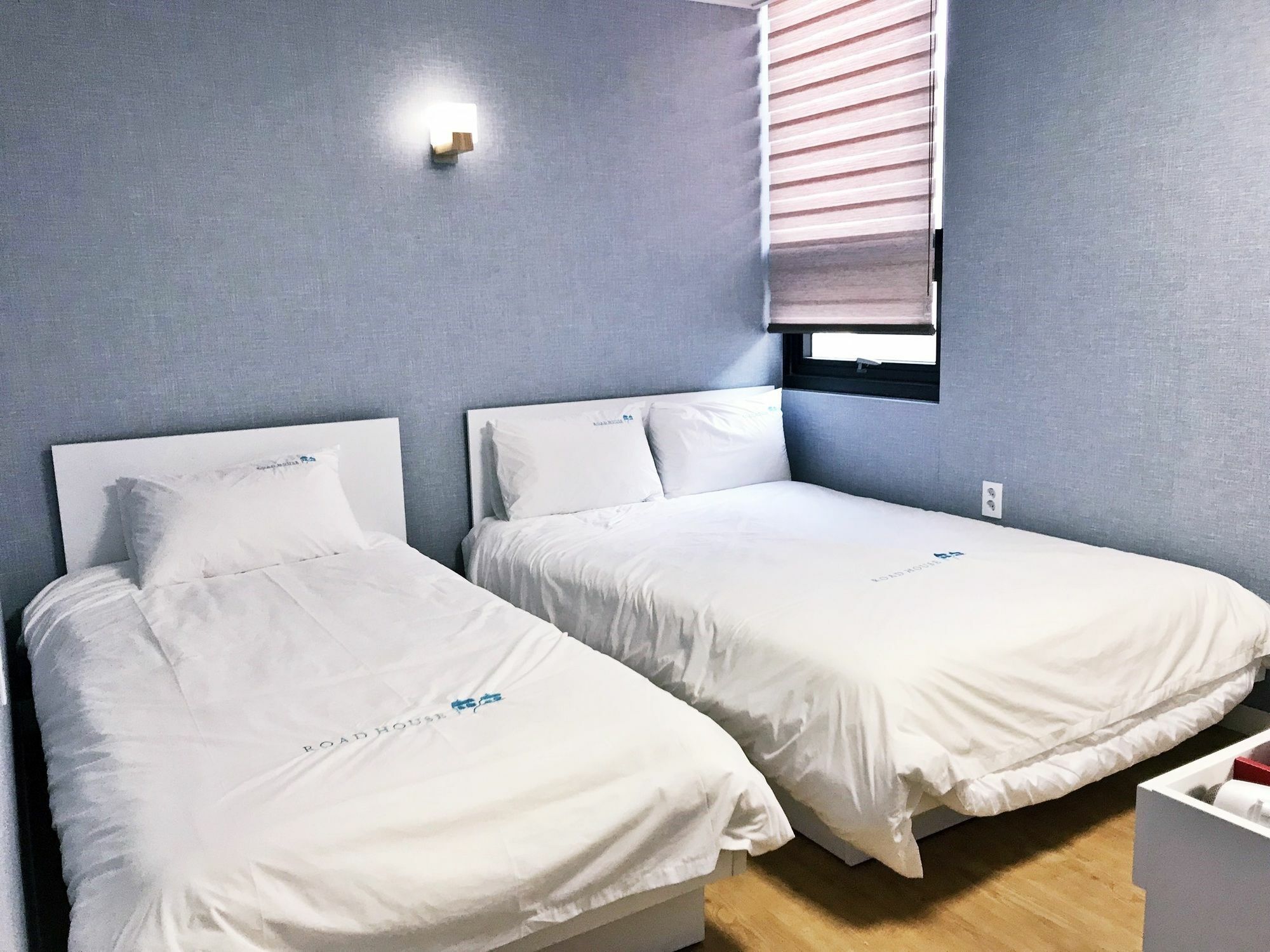 Hotel Roadhouse Hongdae Shinchon Seul Zewnętrze zdjęcie